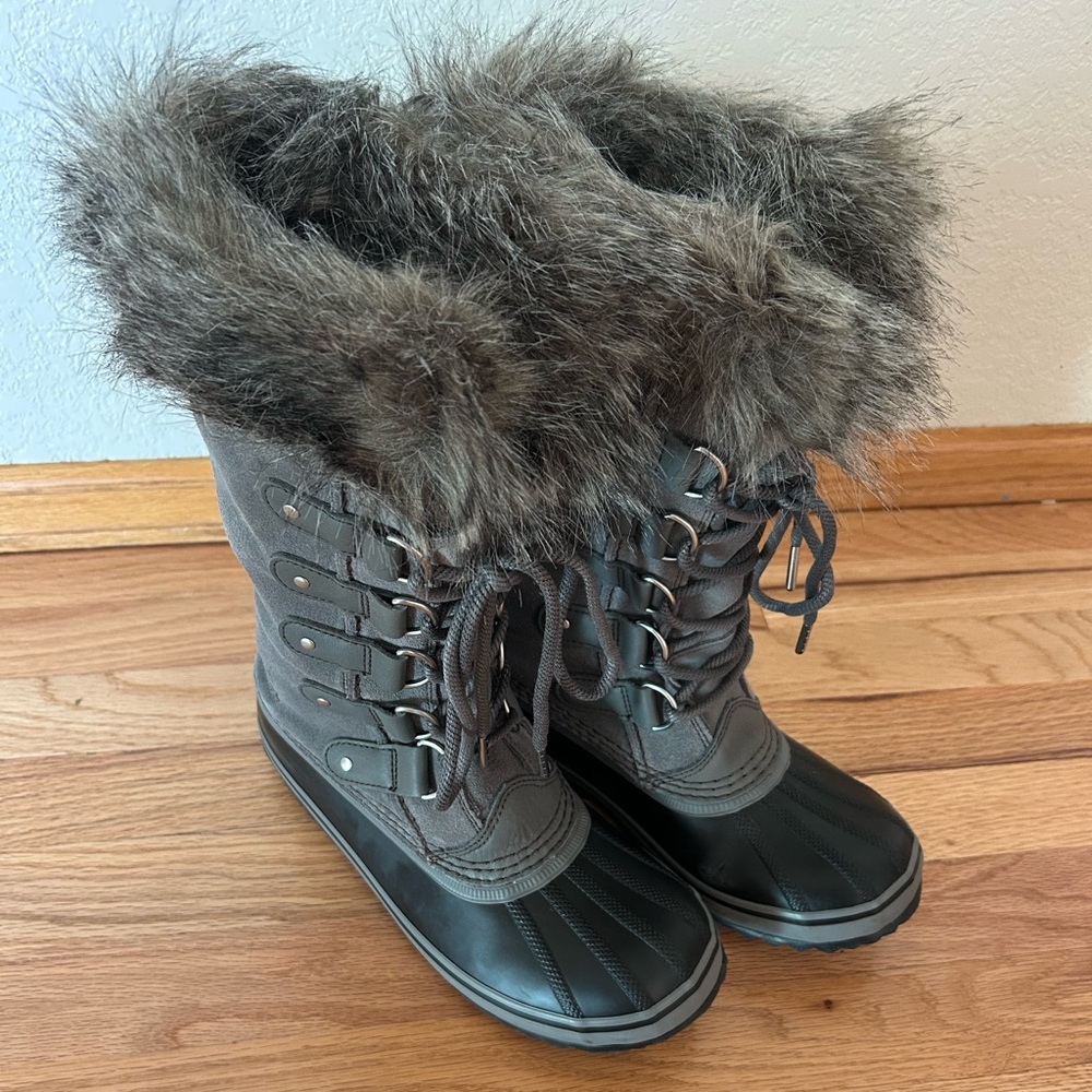 Sorel Women's Winter Boots - 8.5
